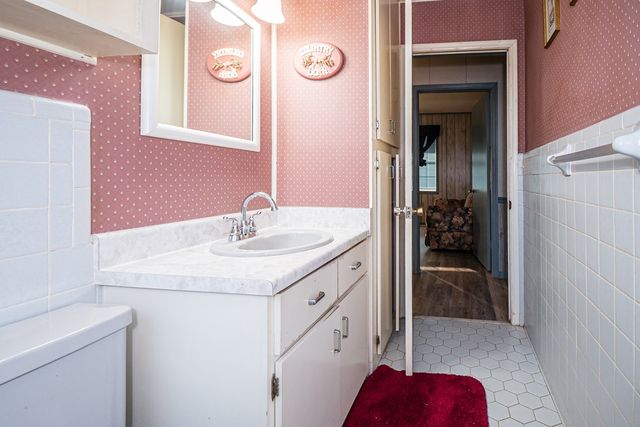 208 Radney St, Columbia, AL 36319