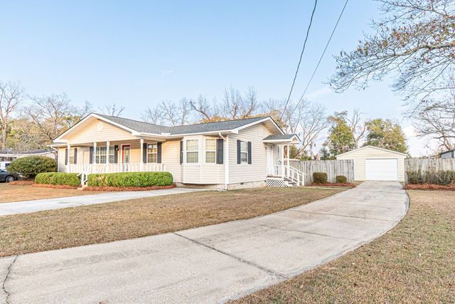 208 Radney St, Columbia, AL 36319