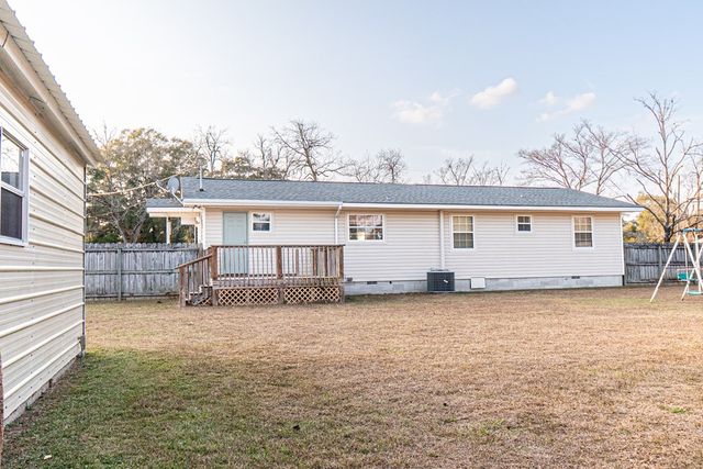 208 Radney St, Columbia, AL 36319