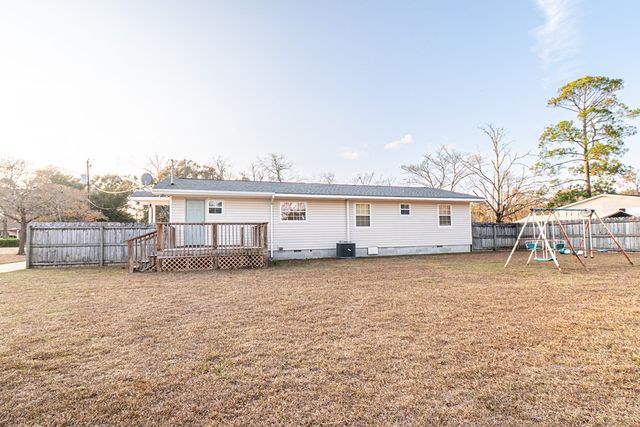 208 Radney St, Columbia, AL 36319