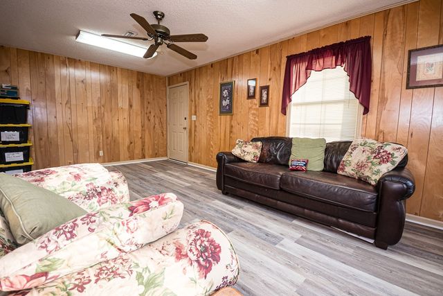 208 Radney St, Columbia, AL 36319