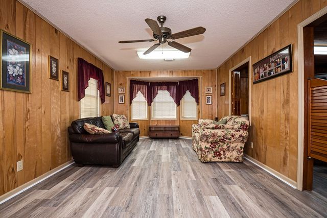 208 Radney St, Columbia, AL 36319