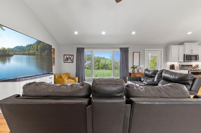21576 Meadowbrook Avenue N, Scandia, MN 55073