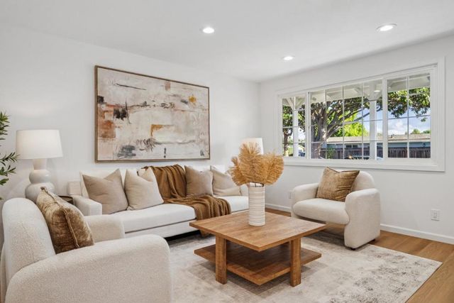 941 Amador Avenue, Sunnyvale, CA 94085