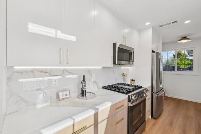 941 Amador Avenue, Sunnyvale, CA 94085