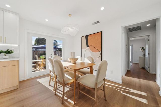 941 Amador Avenue, Sunnyvale, CA 94085