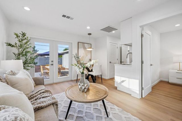 941 Amador Avenue, Sunnyvale, CA 94085