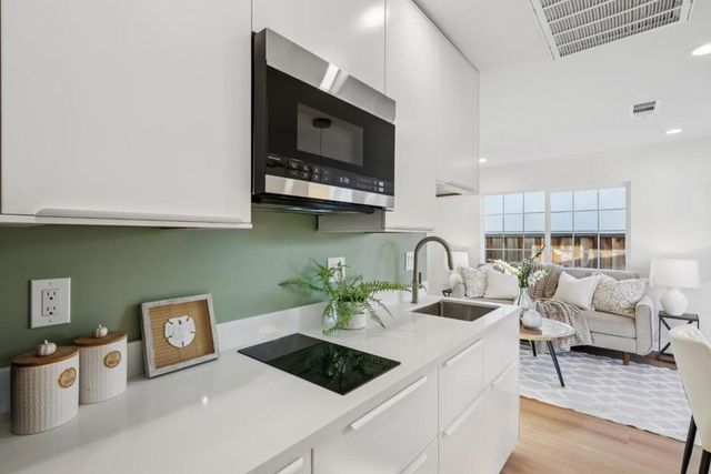 941 Amador Avenue, Sunnyvale, CA 94085