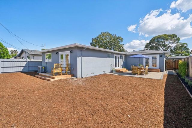 941 Amador Avenue, Sunnyvale, CA 94085