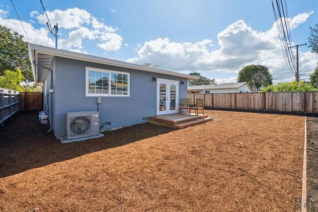 941 Amador Avenue, Sunnyvale, CA 94085