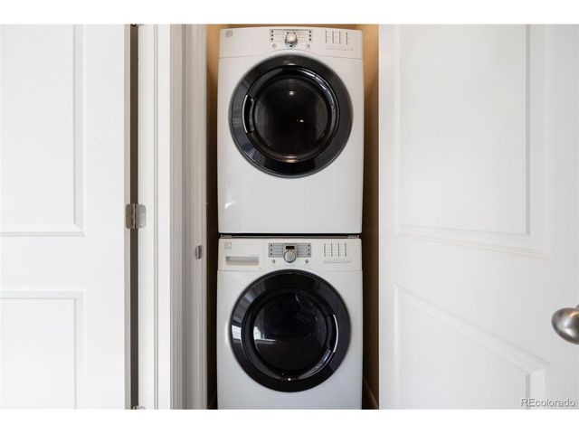 10317 Bellwether Ln, Lone Tree, CO 80124