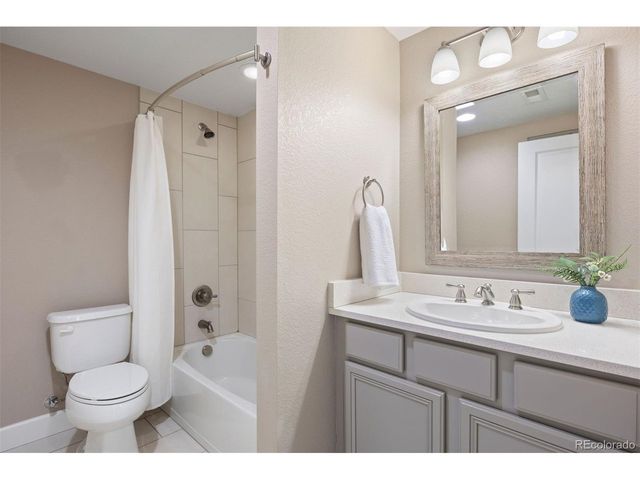 10317 Bellwether Ln, Lone Tree, CO 80124