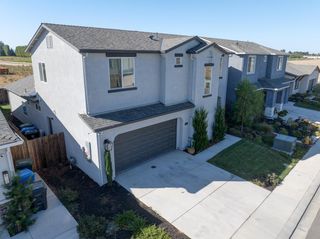 2273 Friesland Ave, Manteca, CA 95337