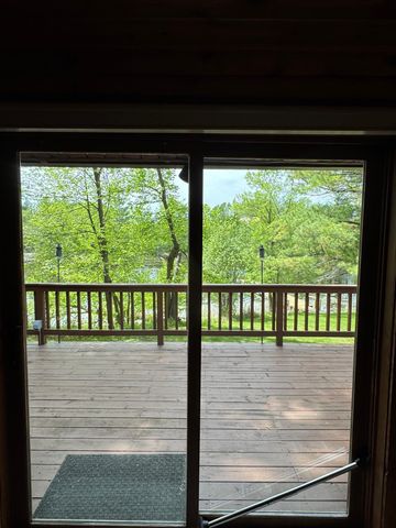 1469 Woodland Loop NW, Baudette, MN 56623