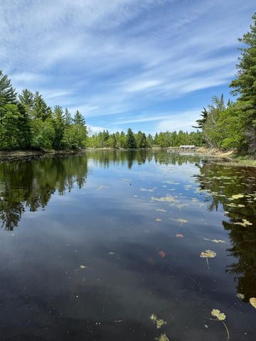 1469 Woodland Loop NW, Baudette, MN 56623