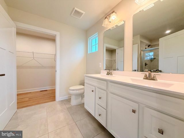 263 HYDRO RD, Inwood, WV 25428