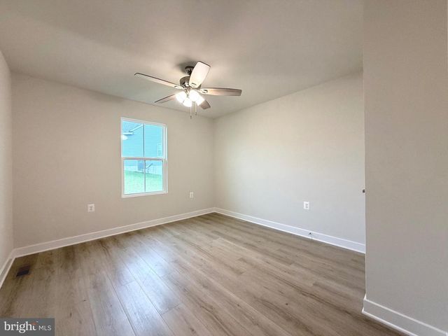263 HYDRO RD, Inwood, WV 25428