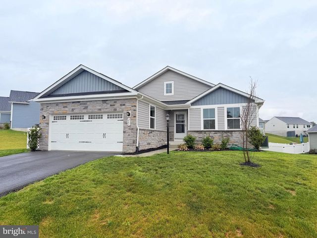 263 HYDRO RD, Inwood, WV 25428