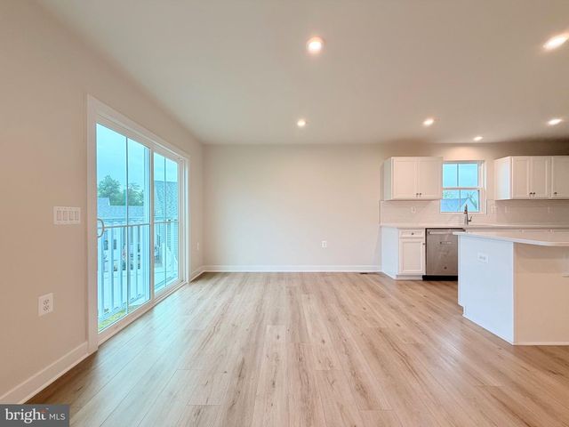263 HYDRO RD, Inwood, WV 25428