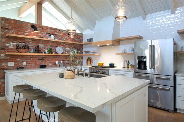 2285 Tustin Avenue, Newport Beach, CA 92660