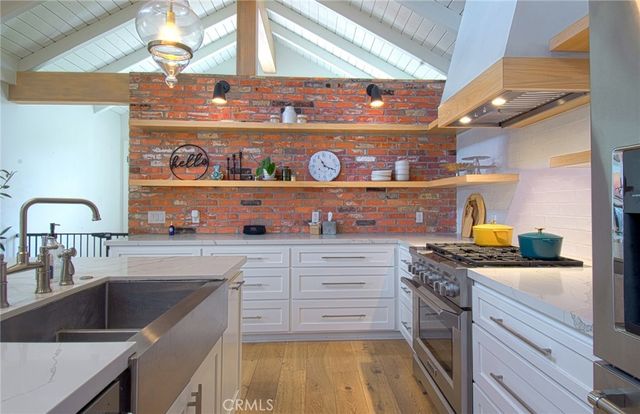2285 Tustin Avenue, Newport Beach, CA 92660