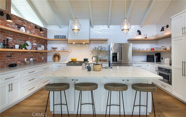 2285 Tustin Avenue, Newport Beach, CA 92660