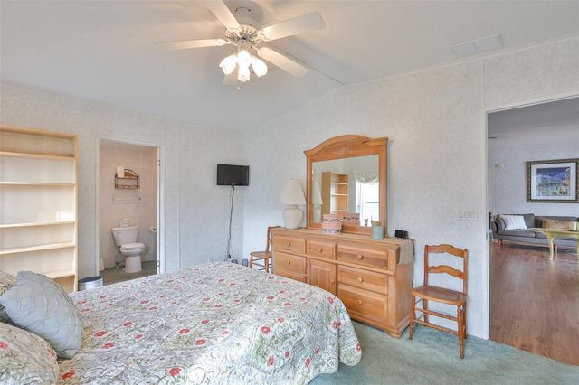 980 7TH STREET NW 16, Largo, FL 33770