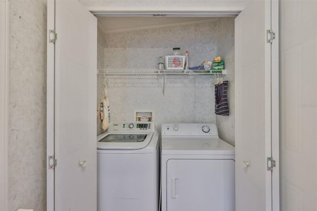 980 7TH STREET NW 16, Largo, FL 33770