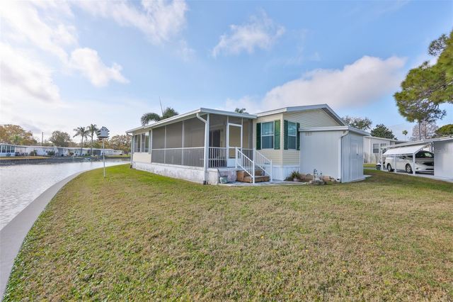 980 7TH STREET NW 16, Largo, FL 33770