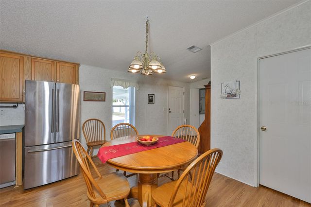 980 7TH STREET NW 16, Largo, FL 33770