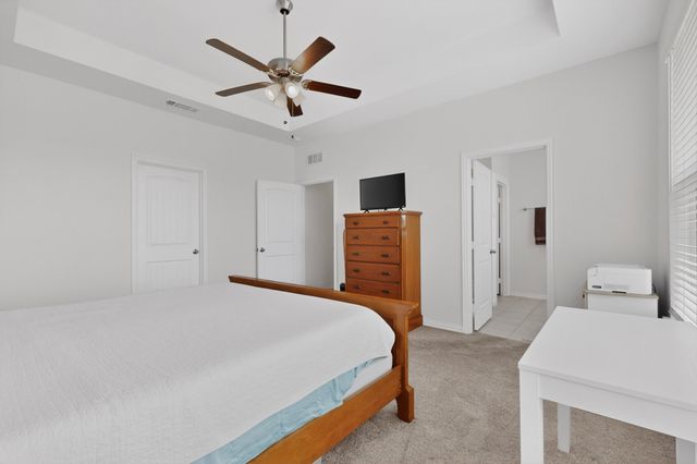 2721 Burr Oak Road, Oak Ridge, TX 75161