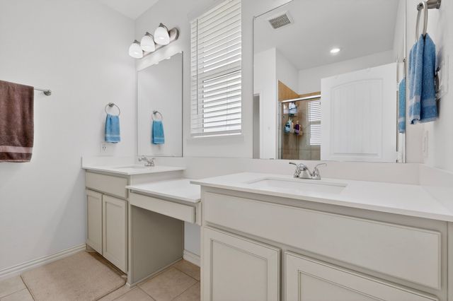 2721 Burr Oak Road, Oak Ridge, TX 75161
