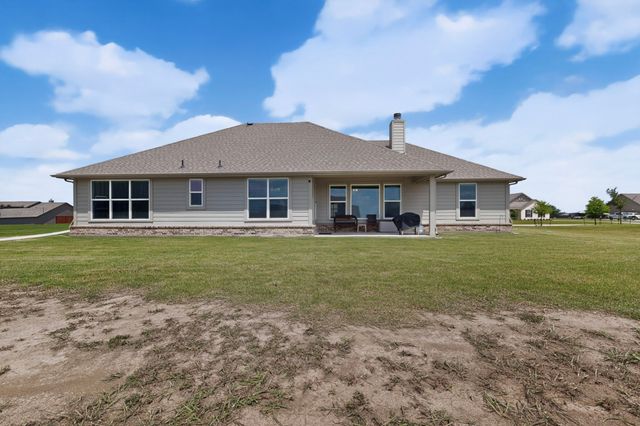 2721 Burr Oak Road, Oak Ridge, TX 75161
