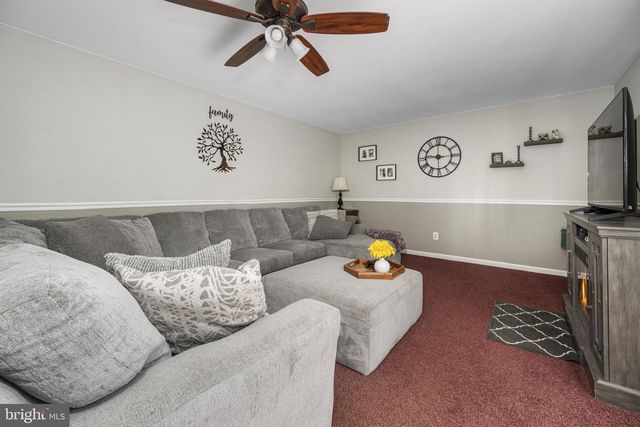 144 BRANDYWINE DR, Coatesville, PA 19320