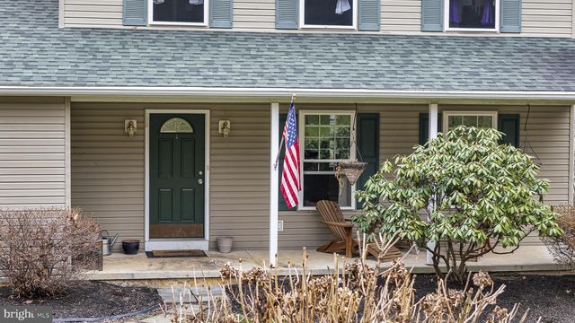 144 BRANDYWINE DR, Coatesville, PA 19320