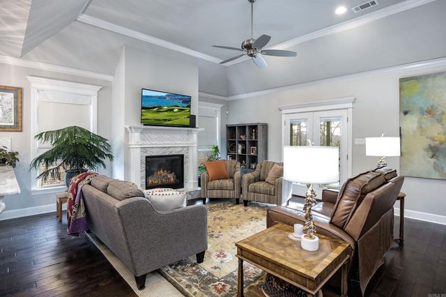 153 Ridgeview Trail, Maumelle, AR 72113