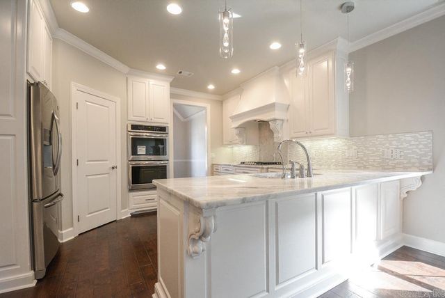 153 Ridgeview Trail, Maumelle, AR 72113