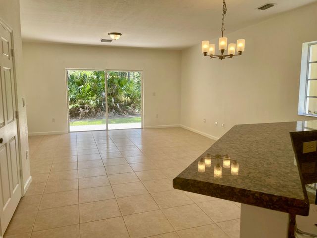 5156 SE Mariner Garden Circle, Stuart, FL 34997