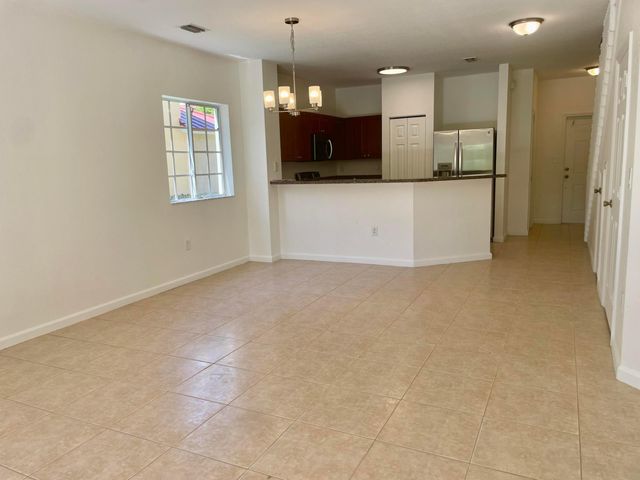 5156 SE Mariner Garden Circle, Stuart, FL 34997