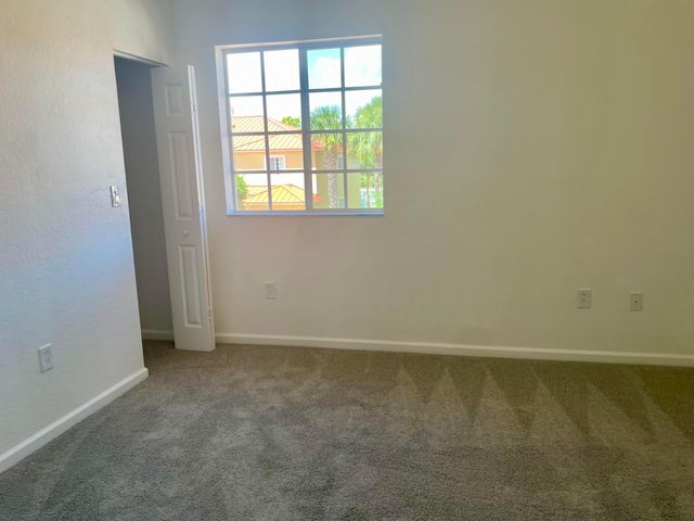 5156 SE Mariner Garden Circle, Stuart, FL 34997