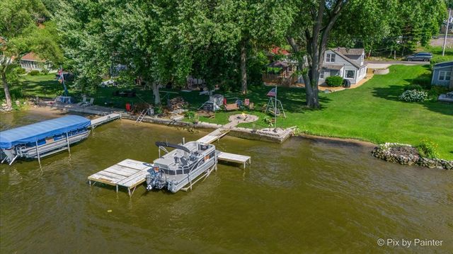 1304 River Terrace Drive, Johnsburg, IL 60051
