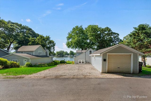 1304 River Terrace Drive, Johnsburg, IL 60051