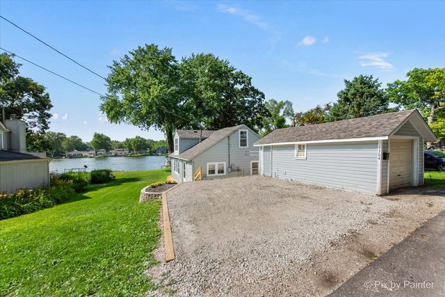 1304 River Terrace Drive, Johnsburg, IL 60051