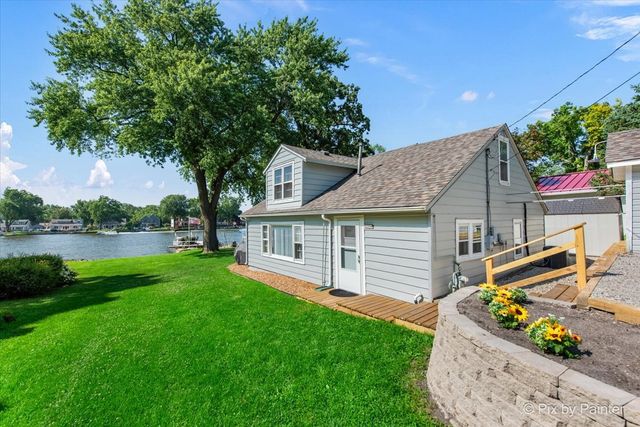 1304 River Terrace Drive, Johnsburg, IL 60051