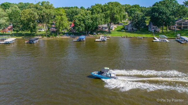 1304 River Terrace Drive, Johnsburg, IL 60051