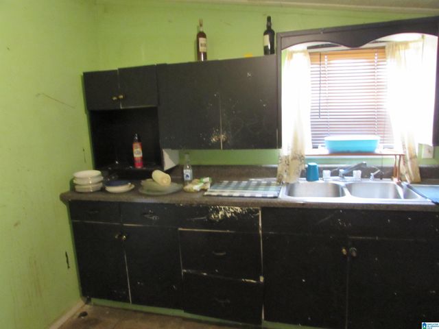 1700 GLENADDIE AVENUE, Anniston, AL 36201