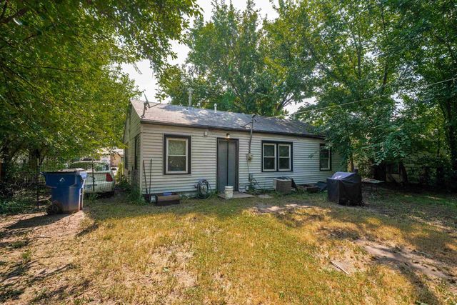 4601 S Brookhaven St, Wichita, KS 67216