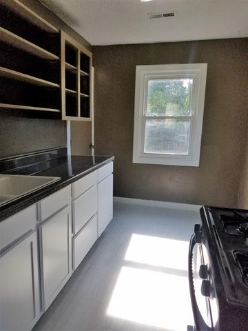 4601 S Brookhaven St, Wichita, KS 67216