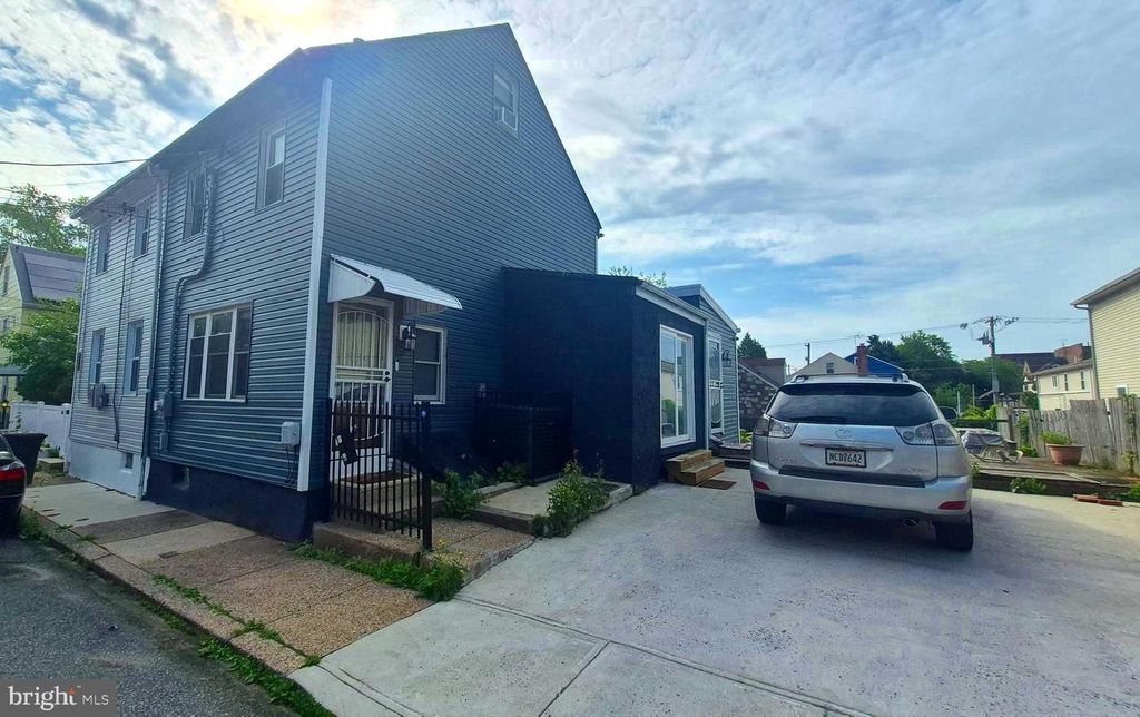 8059 MORO ST, Philadelphia, PA 19136