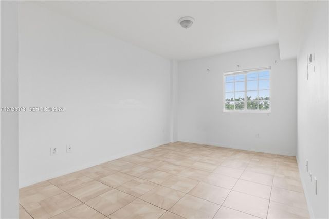 5271 SW 8th St 304, Miami, FL 33134